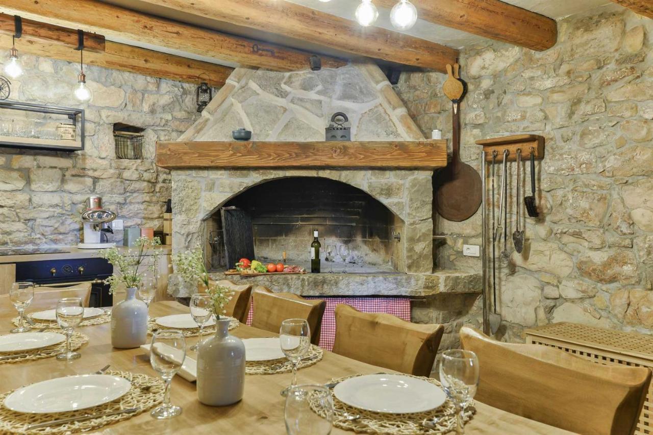 Stone Villa Didovi Snovi With Heated Pool Lisane Ostrovicke Dış mekan fotoğraf