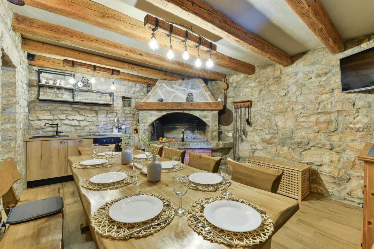 Stone Villa Didovi Snovi With Heated Pool Lisane Ostrovicke Dış mekan fotoğraf