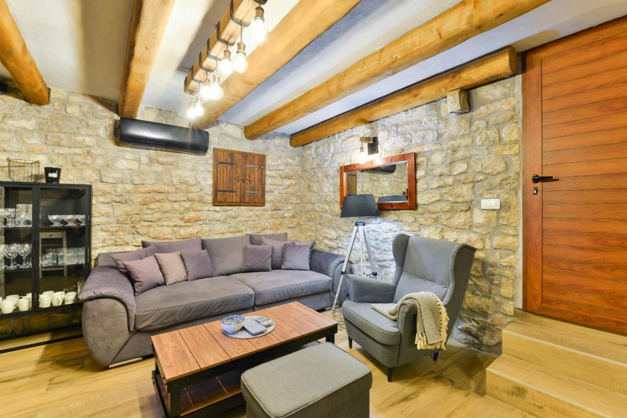Stone Villa Didovi Snovi With Heated Pool Lisane Ostrovicke Dış mekan fotoğraf