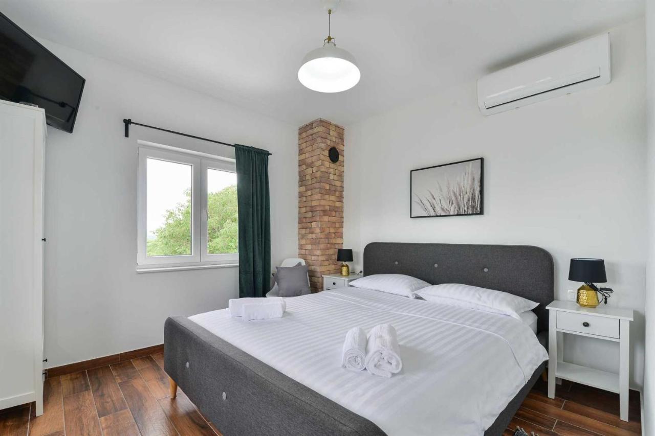 Stone Villa Didovi Snovi With Heated Pool Lisane Ostrovicke Dış mekan fotoğraf