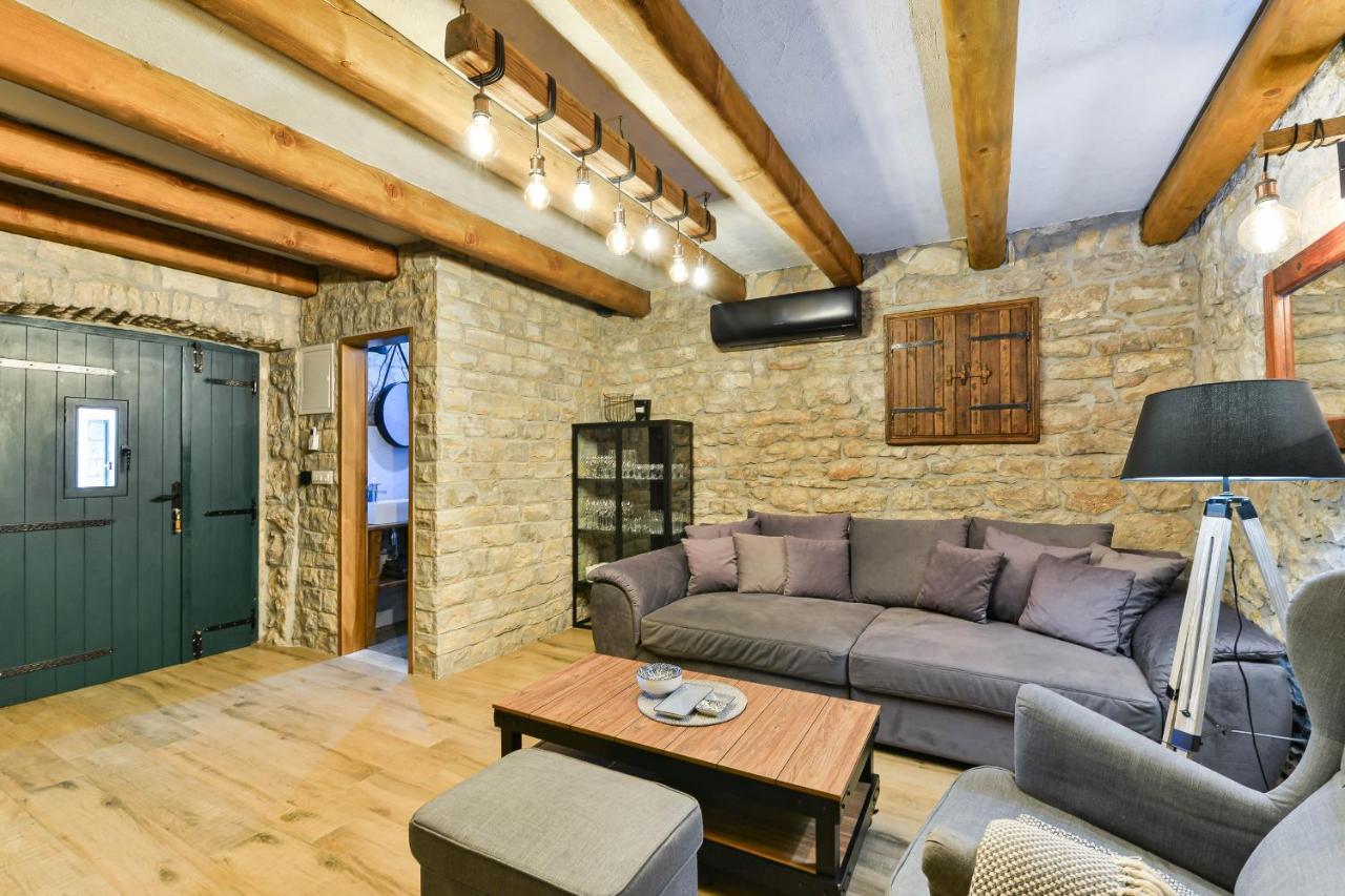 Stone Villa Didovi Snovi With Heated Pool Lisane Ostrovicke Dış mekan fotoğraf