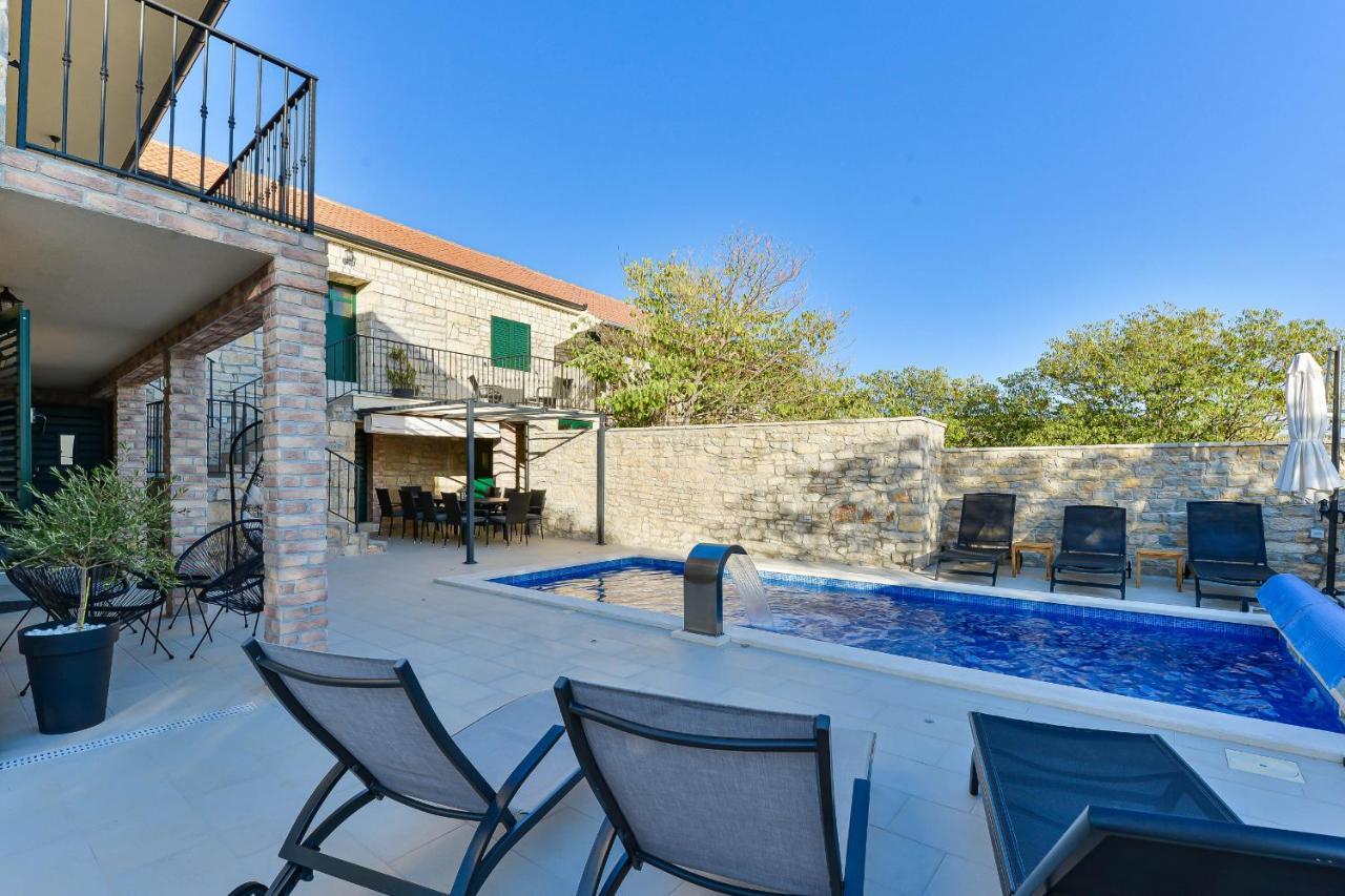 Stone Villa Didovi Snovi With Heated Pool Lisane Ostrovicke Dış mekan fotoğraf