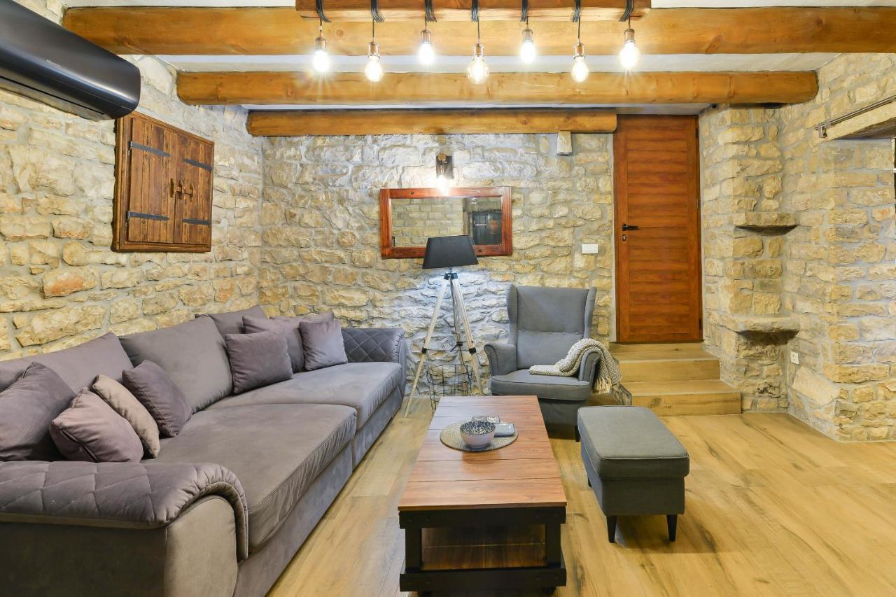 Stone Villa Didovi Snovi With Heated Pool Lisane Ostrovicke Dış mekan fotoğraf