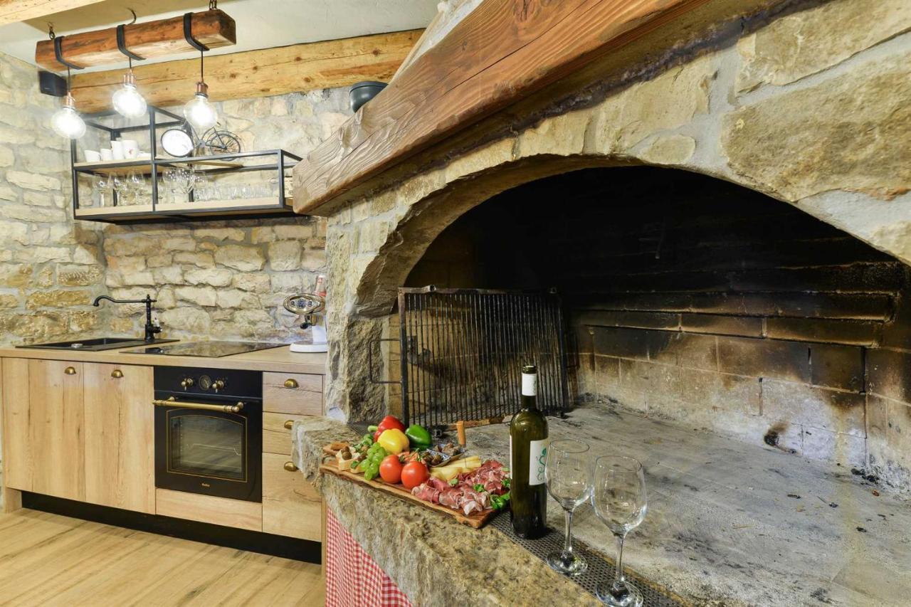 Stone Villa Didovi Snovi With Heated Pool Lisane Ostrovicke Dış mekan fotoğraf